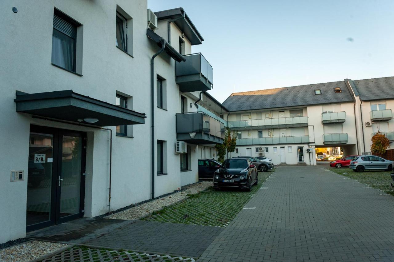 Ciao Lilla Apartman Keszthely Exterior foto